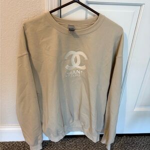 Gildan Beige Sweatshirt with Embroidered Logo